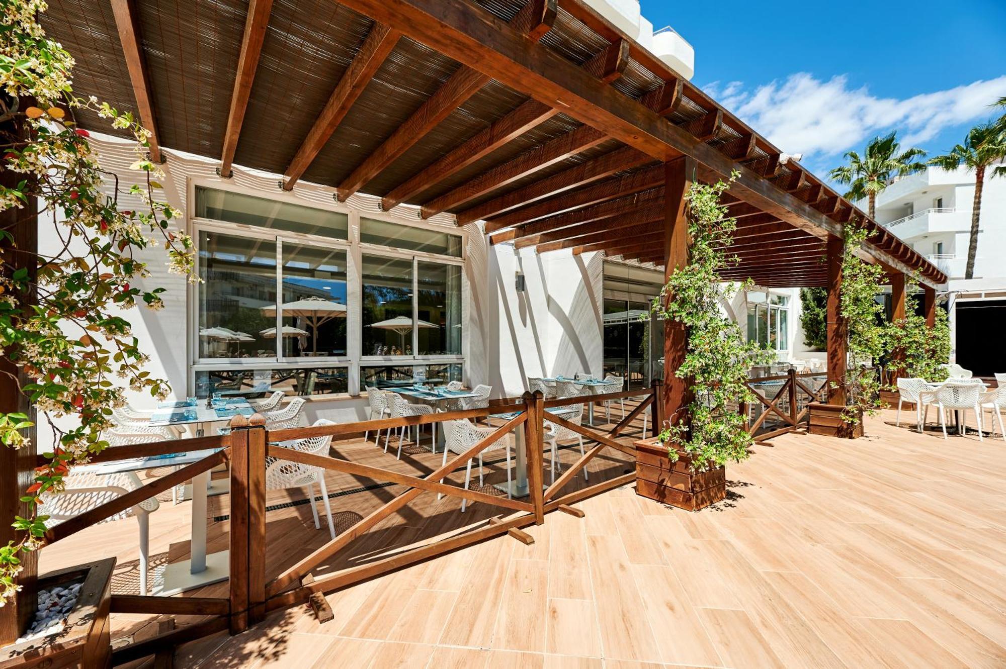 Aluasun Continental Park & Appart hôtel 4*
